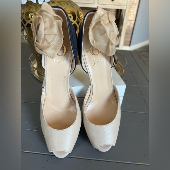 O Jour   Cream and Black Peep Toe Heels Size 37 - Picture 4 of 11